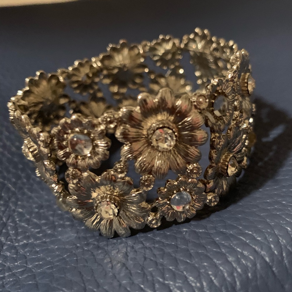 Silver floral bangle bracelet